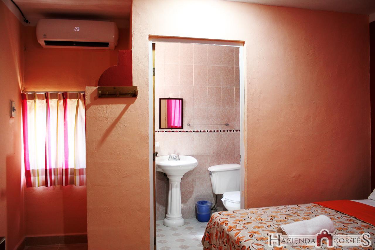 Hotel Hacienda Cortes Merida Luaran gambar